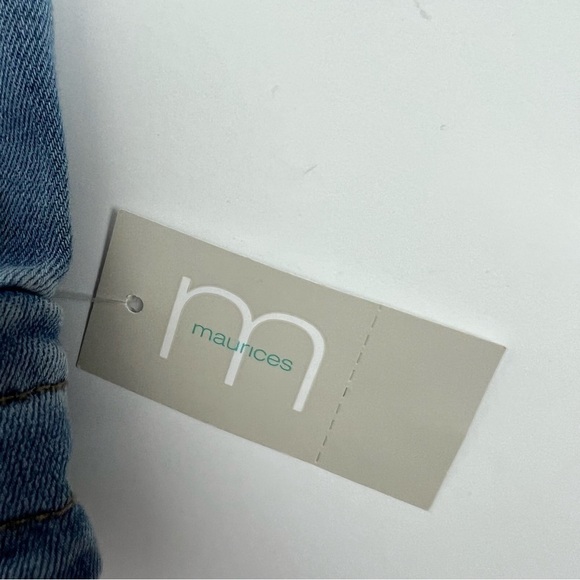 NWT MAURICES Women’s Blue Jean Shortalls Sz Medium Adjustable Waist/Buckle/strap - Picture 7 of 14